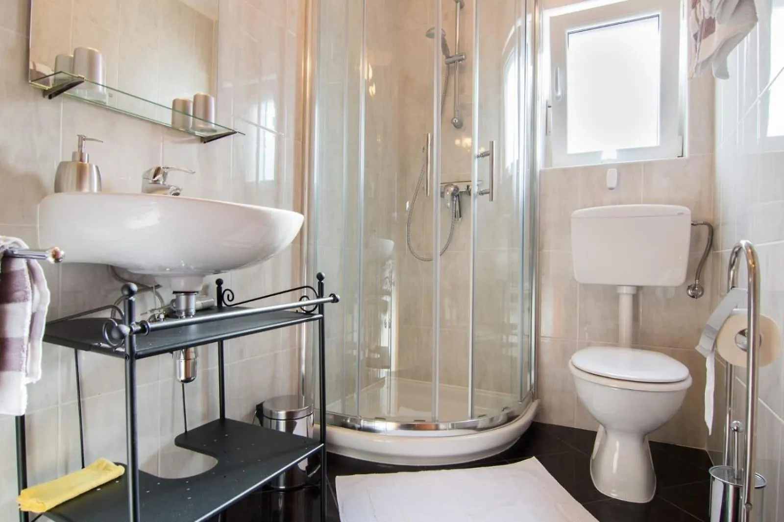Ferienwohnung Fuer 3 Personen Ca 35 Qm In Fazana, Istrien Istrische Riviera Valbandon Apartment